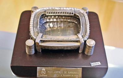 Reproducción del Santiago Bernabéu, regalo del presidente del Real Madrid hace diez años.