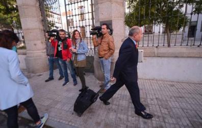 El abogado de uno de los acusados