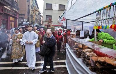 Fotografías de la festividad del 3 de febrero, en la que es típico bendecir roscos.