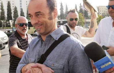 El exmarido de Juana Rivas denuncia en Italia a periodistas y políticos por difamación
