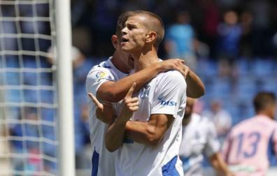 El atrevimiento del Tenerife otorga un merecido empate ante Granada