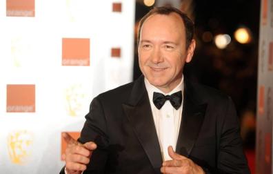 ​Van Morrison y Kevin Spacey, en la Orden del Imperio británico