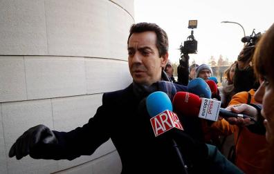 El segundo abogado de la defensa dice que la denunciante de violación "tuvo libertad de movimiento y no pidió ayuda"