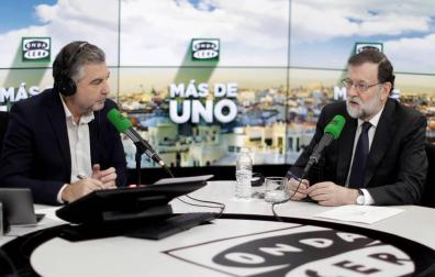Rajoy dice que "hará todo lo posible" para que Puigdemont no sea investido