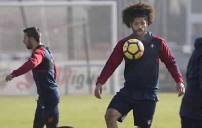 Aridane Hernández: "Quedan muchos partidos y puede pasar de todo"