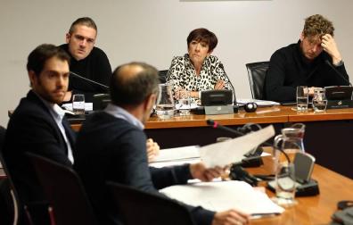 Ultzama envió actas al Parlamento con fotos privadas de dirigentes de UPN