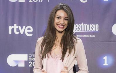 Ana Guerra defiende a Roberto Leal, recriminado por una "postura machista"