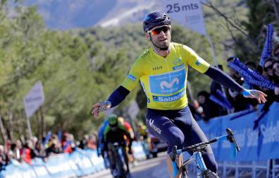 Valverde se exhibe en la etapa reina y sentencia la general