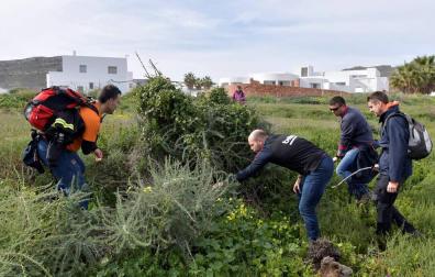Investigan el hallazgo de una prenda de ropa en la búsqueda del niño desaparecido en Níjar