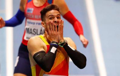 El español Óscar Husillos, descalificado tras ganar el oro en 400