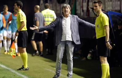 “Deseo que Osasuna quede entre los dos primeros y que nosotros juguemos la promoción”