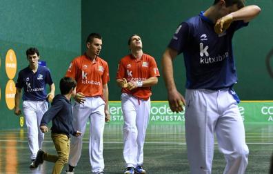 Sangre fría y mucha defensa de Olaizola II-Imaz en la primera semifinal del Parejas