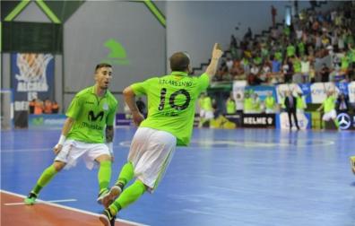 Ricardinho celebra un gol contra ElPozo