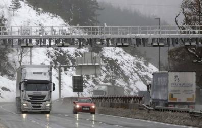 Los camiones no podrán ir por la A-15 durante 4 meses de obras en Belate