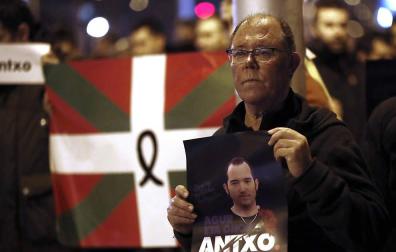 La AVT pide prohibir el homenaje al etarra Xabier Rey, fallecido en prisión