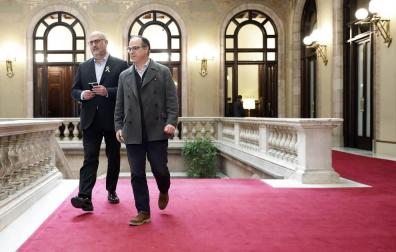 JxCat, ERC y la CUP negocian celebrar este jueves la investidura de Turull