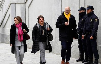 El juez procesa a 13 personas por rebelión, incluidos Puigdemont y Turull