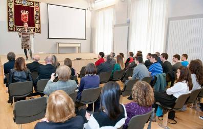 Aniversario de la Escuela de Idiomas a Distancia con la promesa de una nueva sede