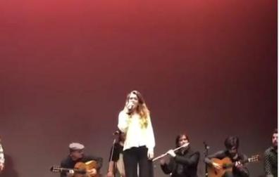 Amaia Romero actúa por sorpresa en el Auditorio de Barañáin