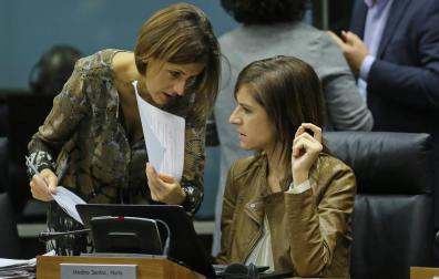 María Chivite y Nuria Medina, del PSN.