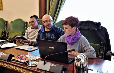Salvemos Pío XII clama en el pleno que no se atienden sus peticiones