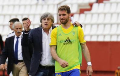 El empate del Cádiz deja el playoff para Osasuna a tres puntos