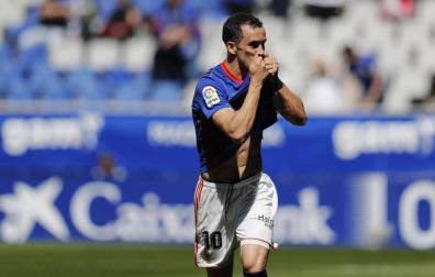 Miguel Linares (Real Oviedo) reconoce que ganar a Osasuna este sábado sería dar un gran paso
