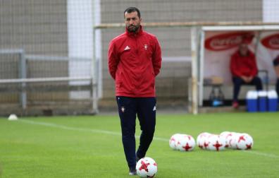 Diego Martínez afronta el partido "con ilusión" porque "el Sporting es un señor equipo"