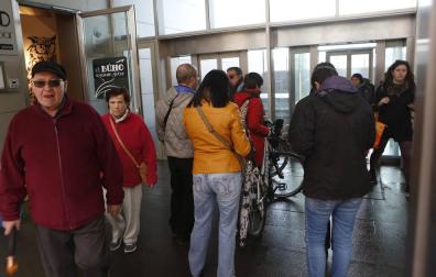 El ascensor de Descalzos que no reposa