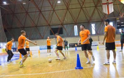 Tudela seguirá adelante, por ahora, con la reforma de su polideportivo