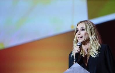 Las lágrimas de Marta Sánchez en un acto de Ciudadanos al hablar de su himno de España