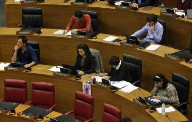 Aznárez y Buil no barajan que Podemos se rompa ni perder la Presidencia del Parlamento