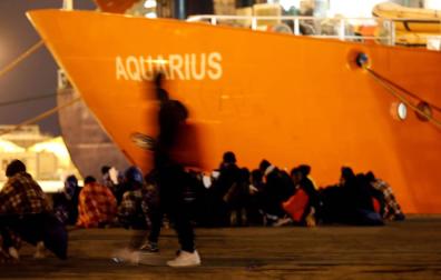 Italia no autoriza el desembarco de 629 inmigrantes