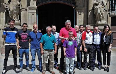 Asiron se reúne con representantes de las cuatro candidaturas del Chupinazo