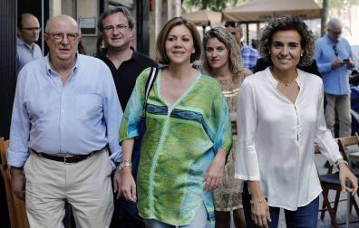 Cospedal pide cuidar al PP para que "no salga herido" tras la campaña
