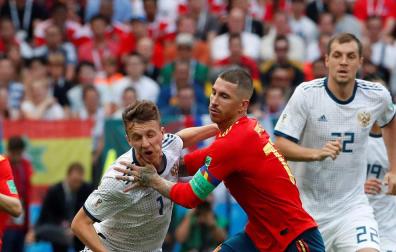Ramos adelanta a España ante Rusia