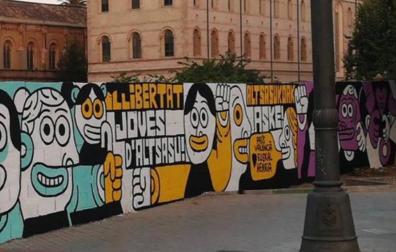 Manchan con espray un mural en Valencia que ensalza a los condenados de Alsasua