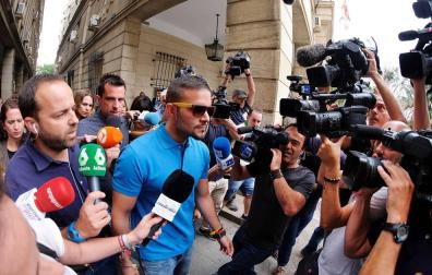 Los cinco miembros de 'La Manada' vuelven a los juzgados