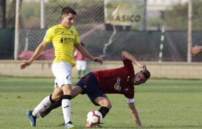La falta de puntería y el acierto del meta rival impiden la victoria rojilla