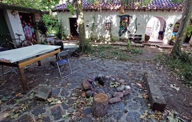 Los okupas de Aranzadi continuan en el inmueble tras casi un año