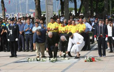 Cambrils recuerda a las víctimas del atentado de hace un año