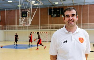 David Mangas, entrenador del Basket Navarra: "La gente se va a enganchar al equipo"