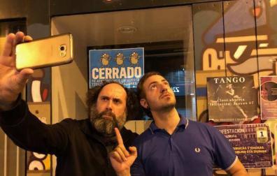Mikel Urmeneta recupera su mítica tienda de la Estafeta junto al chef del Baserriberri