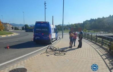 Herida una mujer de 67 años al ser atropellada por un ciclista en Pamplona