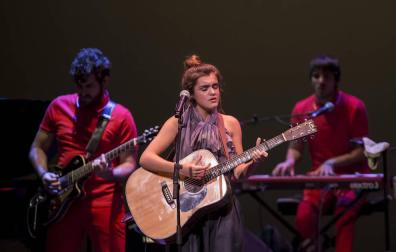 Amaia Romero rinde el Gayarre con versiones