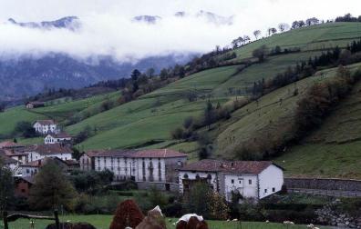 El norte de Navarra y el Pirineo siguen en alerta naranja por el viento