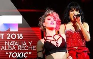 Natalia y Alba Reche cantan 'Toxic'