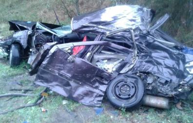 Un fallecido en un accidente entre un turismo y un camión en Cadreita