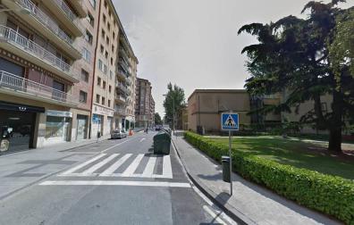 Paso de peatones de la calle Aoiz, donde tuvo lugar el atropello.