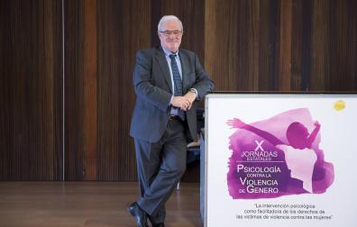 Antonio Andrés Pueyo, en Baluarte, en las 'Jornadas de psicología contra la violencia de género'.